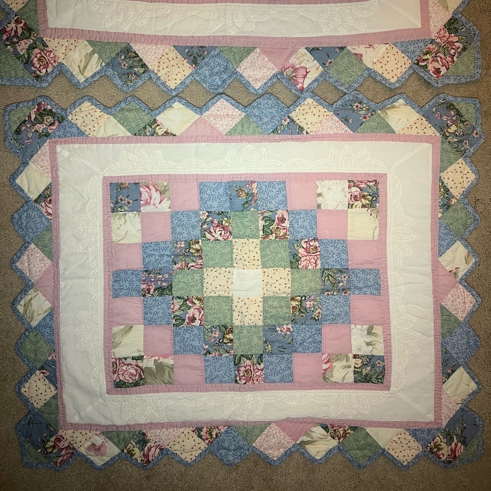 Pair of Patchwork Lace Quilted Pillow Shams Cases Pink Blue White Standard - Picture 2 of 10